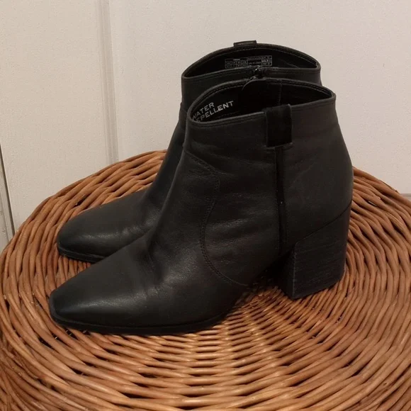 Vionic Black Regan Boot Size 9.5 - Picture 7 of 7